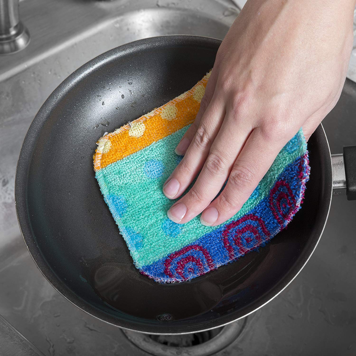 Paperless-Kitchen-Cleaning-Cloths-Dish-Scrubs-Review-Closetsamples-2.jpg