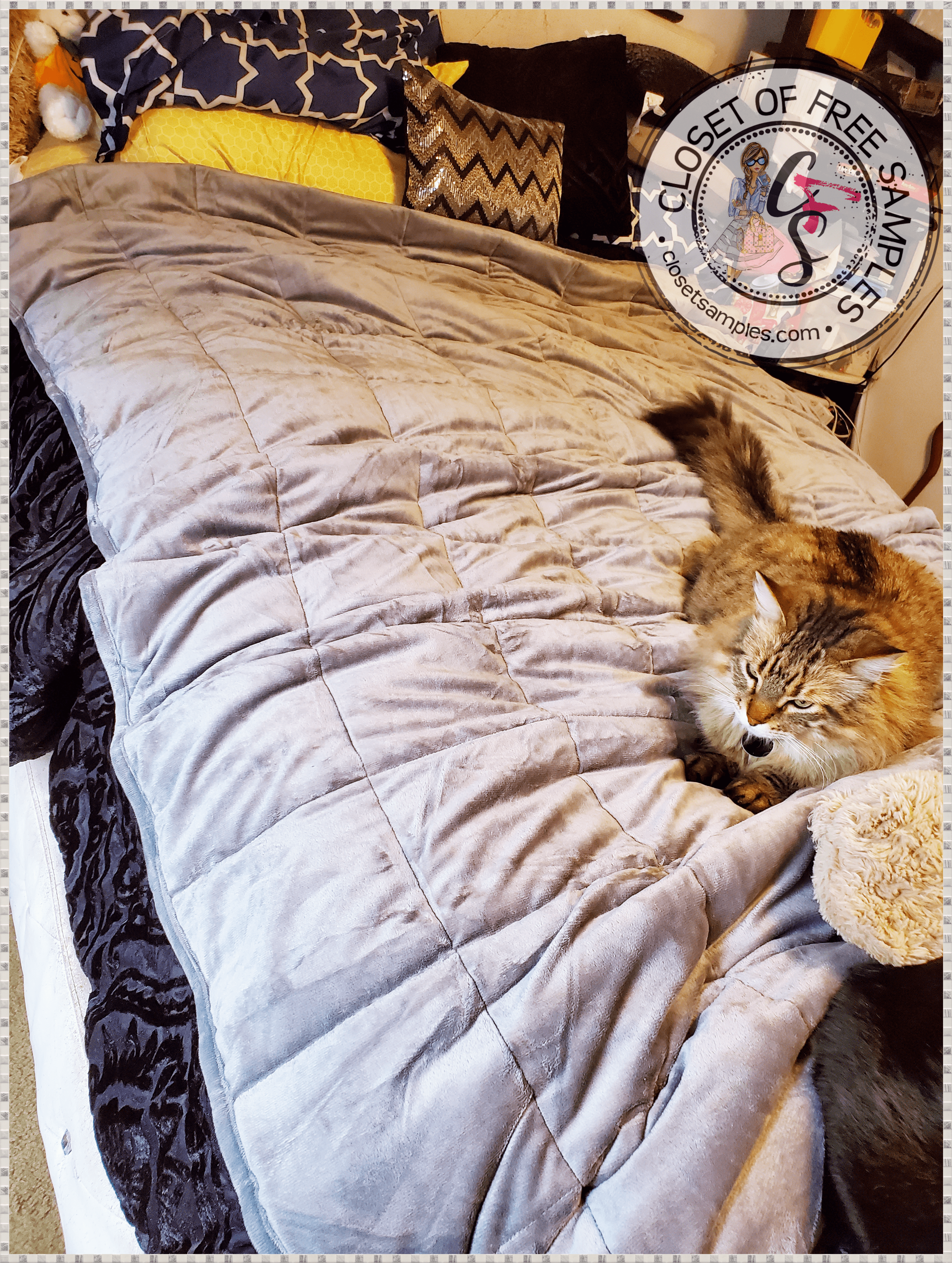 Sweet-Zzz-Weighted-Blanket-Review-Closetsamples-2.png
